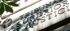 La justicia reconoce la prestación por maternidad a un padre gay en un caso de gestación subrogada