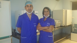 Dra. Valeria Sotelo y el Dr. Jose Sánchez pequeña