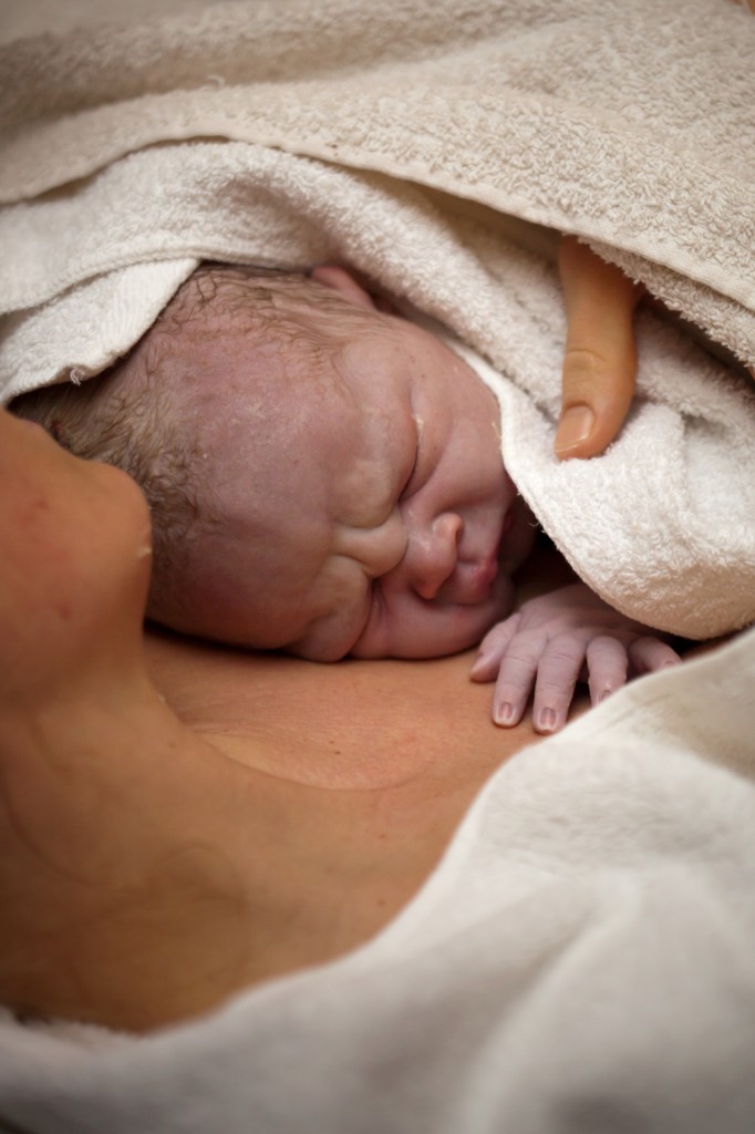 Uno de cada diez bebés en España nace gracias a la reproducción asistida: así ha cambiado la medicina de la fertilidad