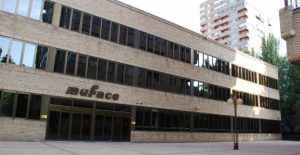 Muface y reproducción asistida: qué cubre la mutua de funcionarios y qué dice la justicia